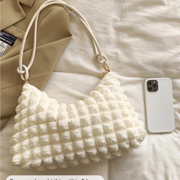 Ruched bag Ivory - Picture 2 of 10